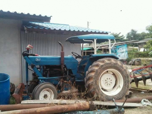 รถไถแม็กซีขายแต่ตัวรถคับรถใช้งานใด้ปกติ