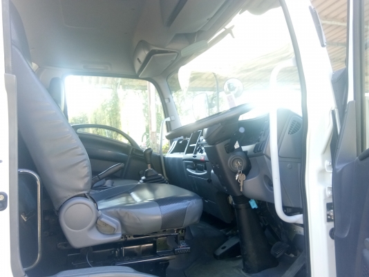 ขายรถบรรทุก 6 ล้อ*EURO.3* ISUZU FRR 210 แรงม้า ยาว 6.50 ม. ปี2555ค่ะ รถสวยเดิมทั้งคัน+สภาพพร้อมใช้งา ขายรถบรรทุก 6 ล้อ*EURO.3* ISUZU FRR 210 แรงม้า ยาว 6.50 ม. ปี2555ค่ะ รถสวยเดิมทั้งคัน+สภาพพร้อมใช้งา