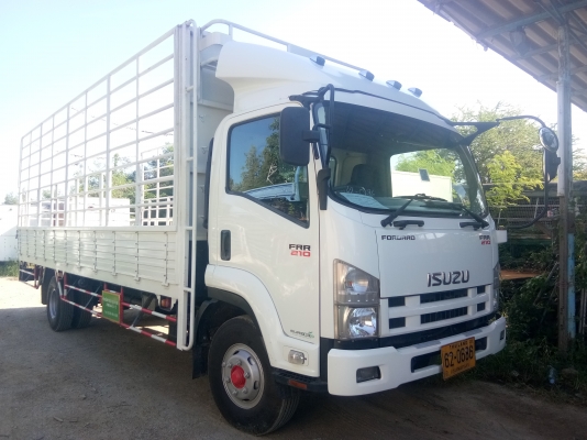 ขายรถบรรทุก 6 ล้อ*EURO.3* ISUZU FRR 210 แรงม้า ยาว 6.50 ม. ปี2555ค่ะ รถสวยเดิมทั้งคัน+สภาพพร้อมใช้งา