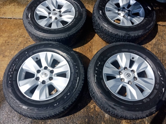 ขายล้อพร้อมยางเดิม REVO ขอบ 17"