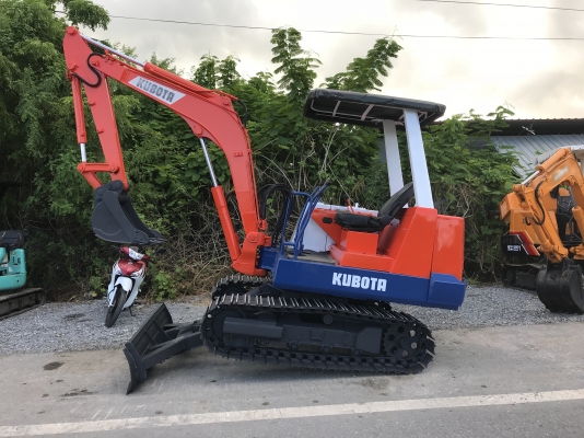 Kubota kh70สภาพดีเก่าญี่ปุ่น มีใบอินวอยไม่เคยใช้ในไทย Kubota kh70สภาพดีเก่าญี่ปุ่น มีใบอินวอยไม่เคยใช้ในไทย