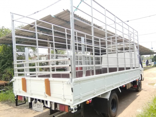 ขายรถบรรทุก 6 ล้อ*EURO.2* ISUZU NQR 175 แรงม้า ยาว 5.50 ม. ปี 2550 นะคะรถสวยเดิมทั้งคัน+สภาพพร้อมใช้