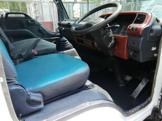ขายรถบรรทุก 6 ล้อ*EURO.2* ISUZU NQR 175 แรงม้า ยาว 5.50 ม. ปี 2550 นะคะรถสวยเดิมทั้งคัน+สภาพพร้อมใช้