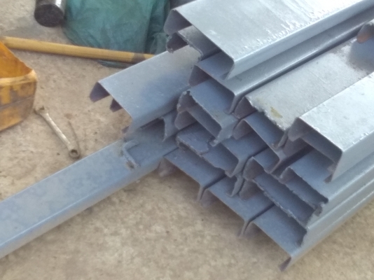 เหล็กตัวซี. โครงสร้าง  เก่าสภาพดี