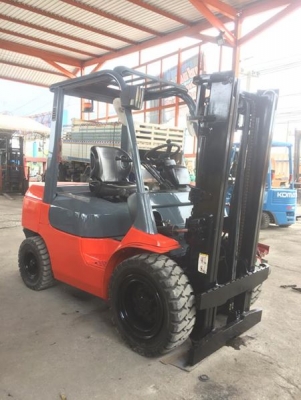 บริการ ซื้อ ขาย ซ่อม รถโฟล์คลิฟท์ทุกยี่ห้อ พร้อมบริการขนย้าย