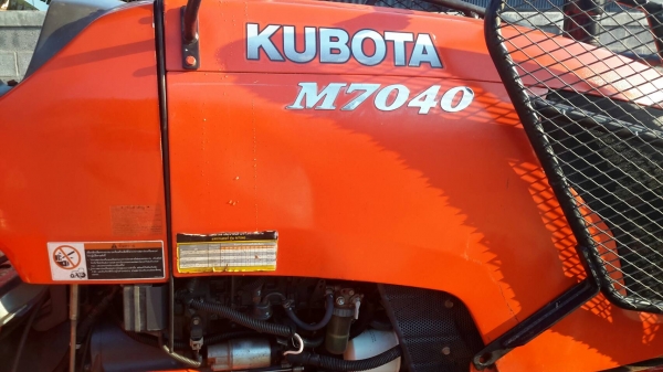 ขายรถไถ คูโบต้า M7040 สภาพเยี่ยม ปี57 ใช้งานน้อย
