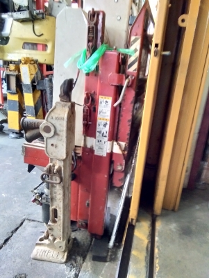 ลีฟท์ฝาท้ายกะบะ12Vติดต่อ099-3242246