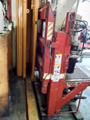 ลีฟท์ฝาท้ายกะบะ12Vติดต่อ099-3242246