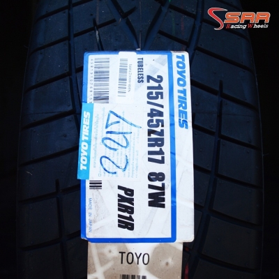 TOYO R1R 215/45ZR17 ปี17 ลดราคาพิเศษ