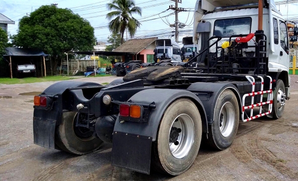 ขายหัวลากอีซุซูเดก้า 320 แรงม้าปี49ราคา 1,220,000