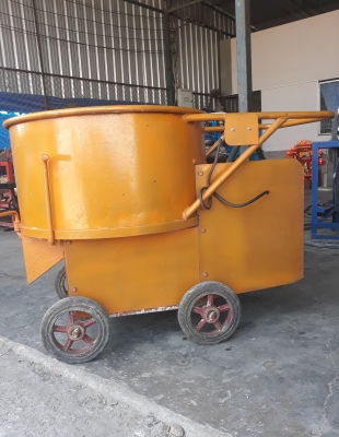 ขายโม่ผสมปูน(มือสอง)พร้อมมอเตอร์ขนาด3แรง ใช้งานได้เลยครับ