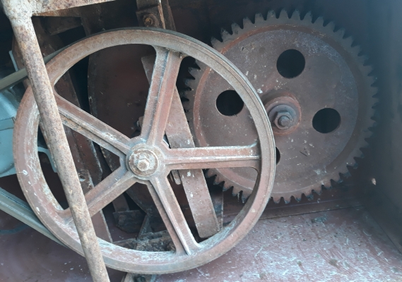 ขายโม่ผสมปูน(มือสอง)พร้อมมอเตอร์ขนาด3แรง ใช้งานได้เลยครับ