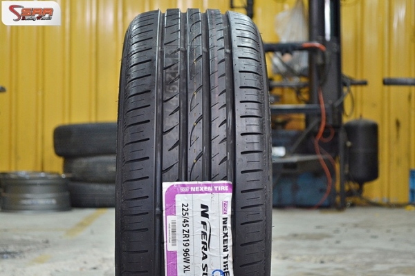 NEXEN SU4 225/45ZR19 ลดราคาพิเศษ เส้นละ 4,500 บาท NEXEN SU4 225/45ZR19 ลดราคาพิเศษ เส้นละ 4,500 บาท