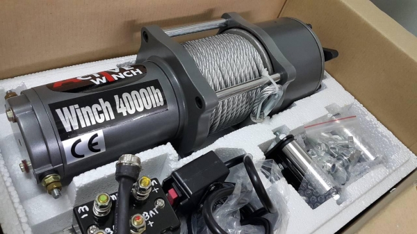 วินซ์ 4000ปอนด์ 1.8ตัน ของใหม่100\%