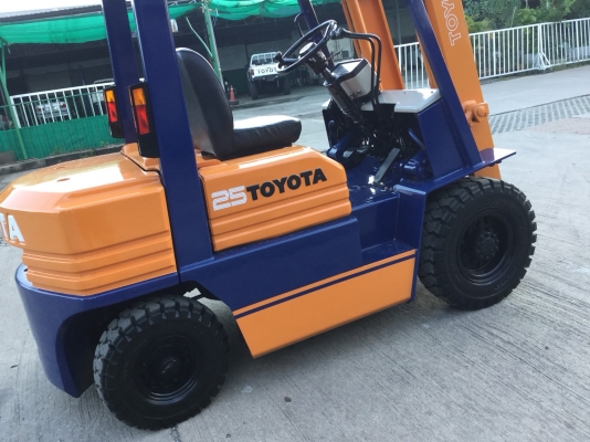 อาร์ ซี เอช  โฟรคลิฟท์  ขาย โตโยต้า รุ่น 5 ดีเซล