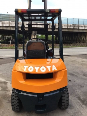อาร์ ซี เอช โฟรคลิฟท์ ขาย โตโยต้า รุ่น 7 เบนซิล 2 ตัน อาร์ ซี เอช โฟรคลิฟท์ ขาย โตโยต้า รุ่น 7 เบนซิล 2 ตัน
