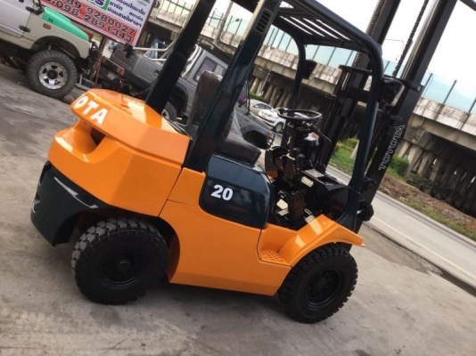 อาร์ ซี เอช โฟรคลิฟท์ ขาย โตโยต้า รุ่น 7 เบนซิล 2 ตัน อาร์ ซี เอช โฟรคลิฟท์ ขาย โตโยต้า รุ่น 7 เบนซิล 2 ตัน