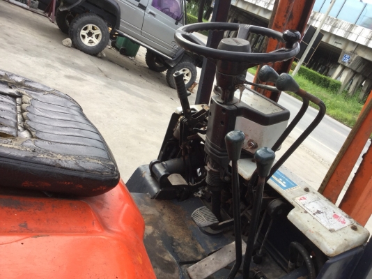 เอส อาร์ โฟรคลิฟท์ โตโยต้า รุ่น 5 เบนซิล เสา 5 เมตร เอส อาร์ โฟรคลิฟท์ โตโยต้า รุ่น 5 เบนซิล เสา 5 เมตร