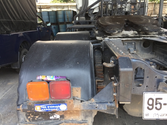 ขายด่วนครับ หัวลาก Isuzu Deca 320ปี46 รถเดิมๆครับ พึ่งจอดครับ