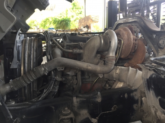 ขายด่วนครับ หัวลาก Isuzu Deca 320ปี46 รถเดิมๆครับ พึ่งจอดครับ