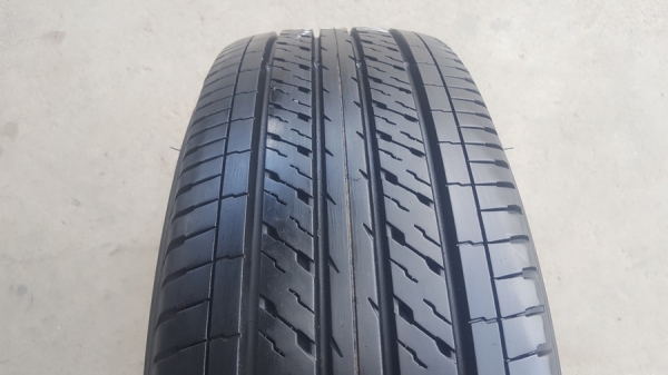 ขายยาง\% 205/70/15 ปี 4717 DUNLOP LT37 4 เส้น ขายยาง\% 205/70/15 ปี 4717 DUNLOP LT37 4 เส้น