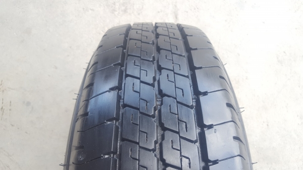 ขายยาง\% 215/70/15 ปี 3117 DUNLOP LT36 4 เส้น ขายยาง\% 215/70/15 ปี 3117 DUNLOP LT36 4 เส้น