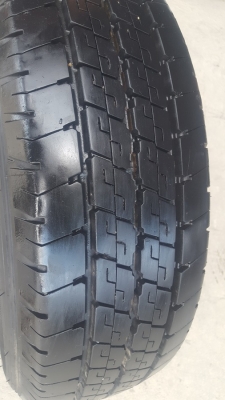 ขายยาง\% 215/70/15 ปี 3117 DUNLOP LT36 4 เส้น ขายยาง\% 215/70/15 ปี 3117 DUNLOP LT36 4 เส้น