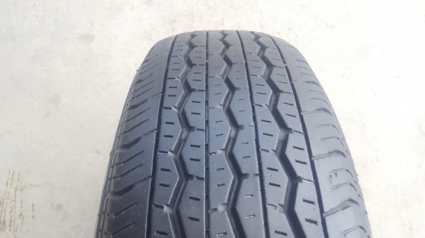 ขายยาง\% 195R15 ปี 15 BRIDGESTONE 4 เส้น