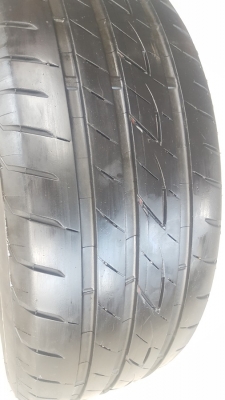 ขายยาง\% 215/55/17 ปี 16 BRIDGESTONE EP200 4 เส้น ขายยาง\% 215/55/17 ปี 16 BRIDGESTONE EP200 4 เส้น