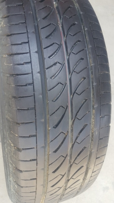 ขายยาง\% 215/65/16 ปี 2417 Friestone 4 เส้น ขายยาง\% 215/65/16 ปี 2417 Friestone 4 เส้น