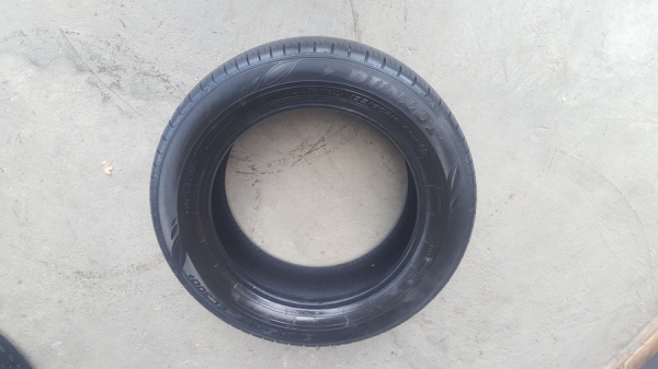 ขายยาง\% 195/60/16 ปี 1218 DUNLOP EC300 4 เส้น ขายยาง\% 195/60/16 ปี 1218 DUNLOP EC300 4 เส้น