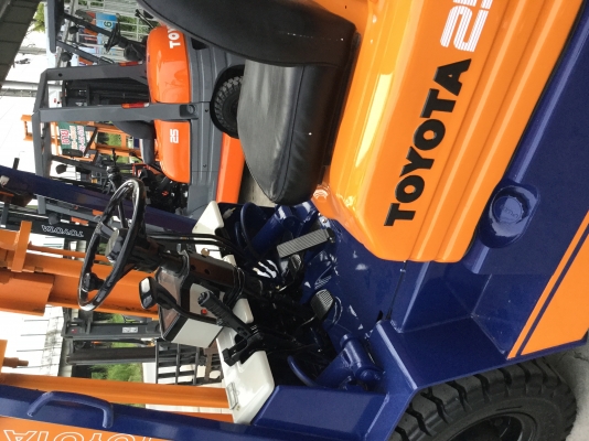 ขาย โฟรคลิฟท์ โตโยต้า รุ่น 5 ดีเซล