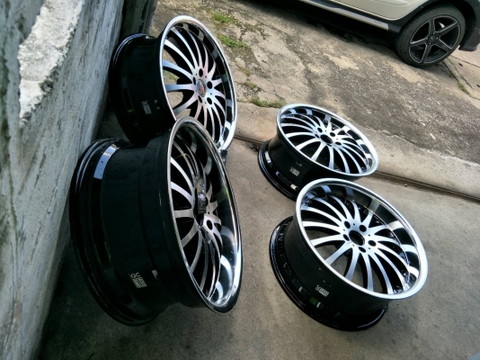 ขอบ19นิ้ว5รู114 หน้า8ตื้นหลัง9ลึก ชุดนี้ลดราคาเหลือ 8900 บาท