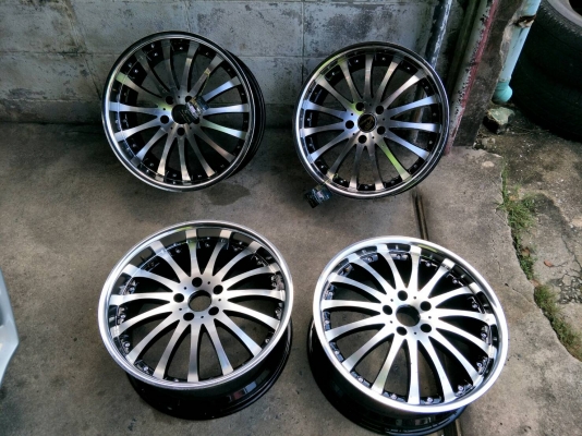 ขอบ19นิ้ว5รู114 หน้า8ตื้นหลัง9ลึก ชุดนี้ลดราคาเหลือ 8900 บาท