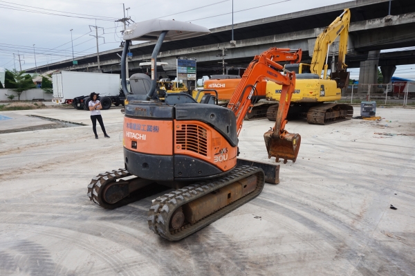 ขายแบคโฮ HITACHI ZX30U-2 นำเข้าจากญี่ปุ่นยังไม่ผ่านการใช้งานในไทย ขายแบคโฮ HITACHI ZX30U-2 นำเข้าจากญี่ปุ่นยังไม่ผ่านการใช้งานในไทย