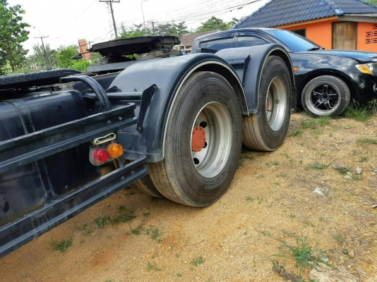 ขายรถบรรทุก 10 ล้อหัวลาก ISUZU DECA 360 แรงม้าปี 2556 ราคา 1700000