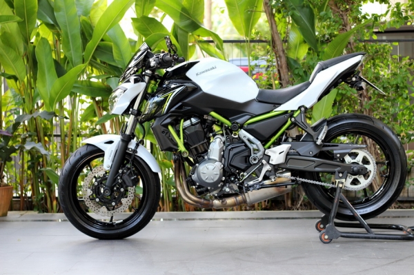 Z650 ABS ปี2017รถสวยวิ่ง 1000 km สภาพป้ายแดง