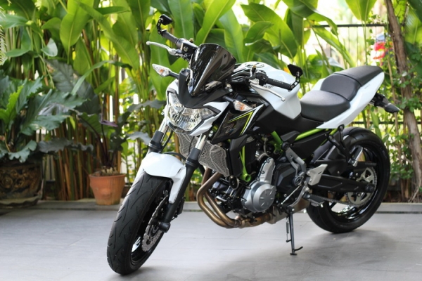 Z650 ABS ปี2017รถสวยวิ่ง 1000 km สภาพป้ายแดง