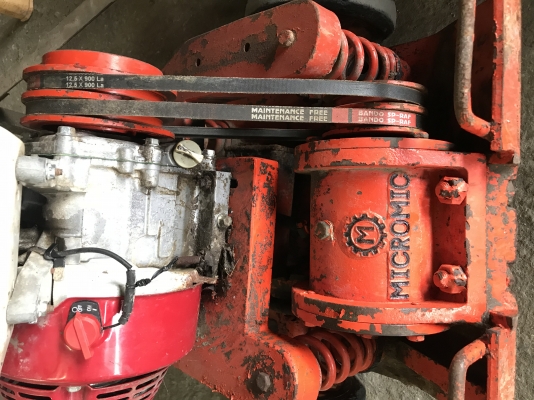 ขายเครื่องตบดิน เครื่องฮอนด้า 5.5 แรง สภาพสวย ใช้งานได้ดี เครื่องแรง