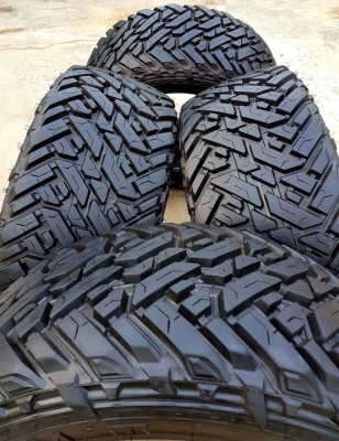 ขายยาง FUEL M/T 33" ขอบ 20 สวยๆ ขายยาง FUEL M/T 33" ขอบ 20 สวยๆ