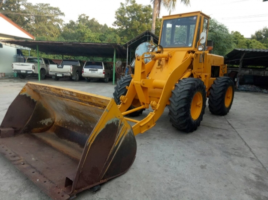 ฝาก ขายรถตัก สนใจติดต่อสอบถามระเอียด 081-9870197 พี่ทนง