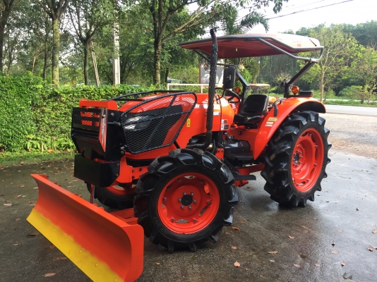 ขายรถไถKubota M6040SU(4WD)พร้อมใบดันและผานพรวนช้าง รถสวยพร้อมใช้งาน ขายรถไถKubota M6040SU(4WD)พร้อมใบดันและผานพรวนช้าง รถสวยพร้อมใช้งาน