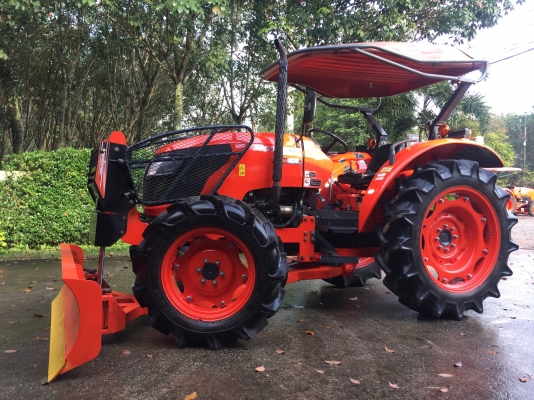 ขายรถไถKubota M6040SU(4WD)พร้อมใบดันและผานพรวนช้าง รถสวยพร้อมใช้งาน ขายรถไถKubota M6040SU(4WD)พร้อมใบดันและผานพรวนช้าง รถสวยพร้อมใช้งาน