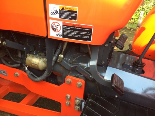 ขายรถไถKubota M6040SU(4WD)พร้อมใบดันและผานพรวนช้าง รถสวยพร้อมใช้งาน ขายรถไถKubota M6040SU(4WD)พร้อมใบดันและผานพรวนช้าง รถสวยพร้อมใช้งาน