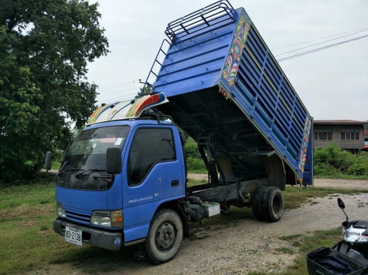 ขายรถบรรทุก 6 ล้อ ดั้มเกษตร ขายรถบรรทุก 6 ล้อ ดั้มเกษตร