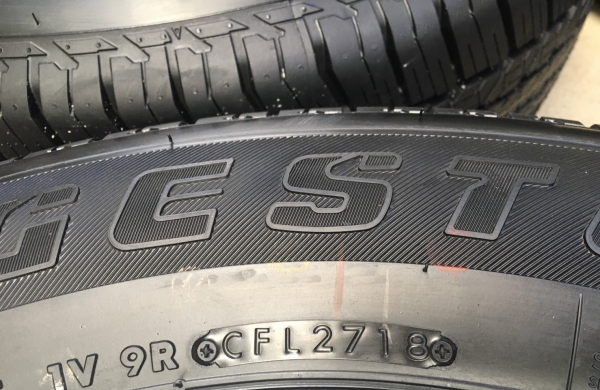 ยางใหม่ป้ายแดง 245-65-17 Bridgestone ปี 18 ดอกเต็ม ตุ่มอลัง เส้นสีจัดๆ ยางใหม่ป้ายแดง 245-65-17 Bridgestone ปี 18 ดอกเต็ม ตุ่มอลัง เส้นสีจัดๆ