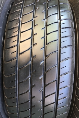 ล้อแม็ก Nissan March ขอบ 15 พร้อมยาง 185-60-15 Dunlop ปี 17 สภาพสวย ดอกยางหนาปึก