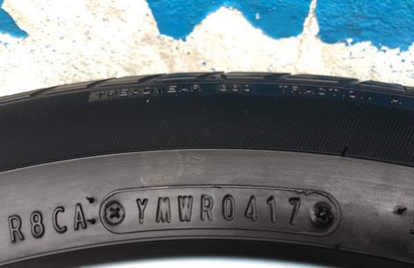 ล้อแม็ก Toyota Vios Yaris 8 ก้าน ขอบ 15 พร้อมยาง 185-60-15 Dunlop ปี 17  แม็กสวย สภาพดี ดอกยางหนา