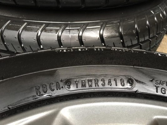 แม็กป้ายแดง TOYOTA New VIOS 2018 ขอบ 15 พร้อมยางป้ายแดง 185-60-15 Dunlop ปี 18 สวยกริ๊บๆ ตุ่ม เส้นสี ชัดทุกเส้น