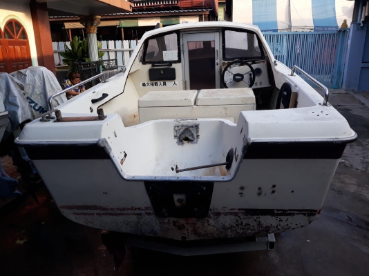 เรือตกปลาYAMAHA SR17  ((เรือเปล่าๆไม่มีเครื่องยนต์))